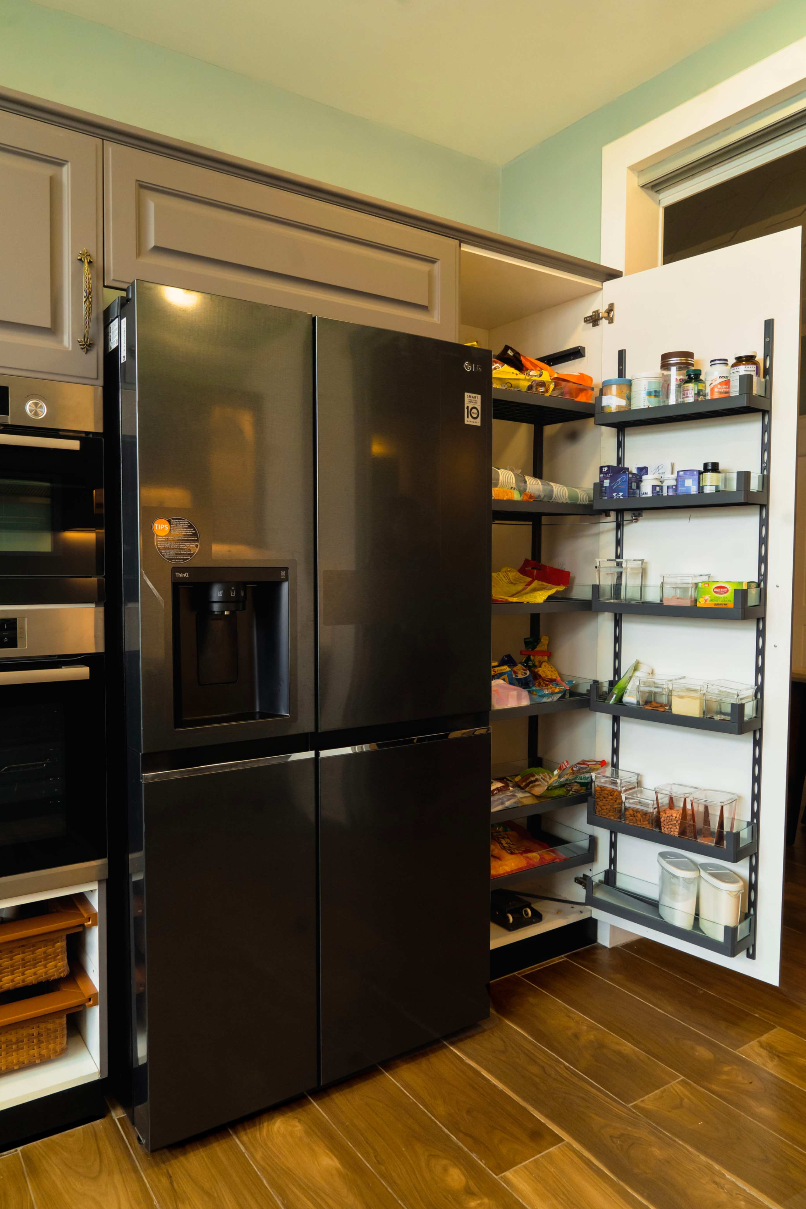 Functional modular kitchen